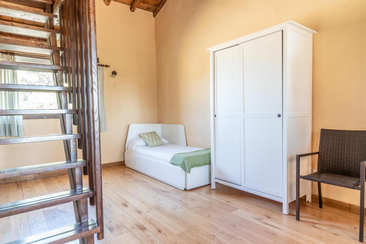 Eco-Lodge En La Reserva Privada Campanarios De Azaba - Proyecto De Conservacion Espeja Eksteriør bilde