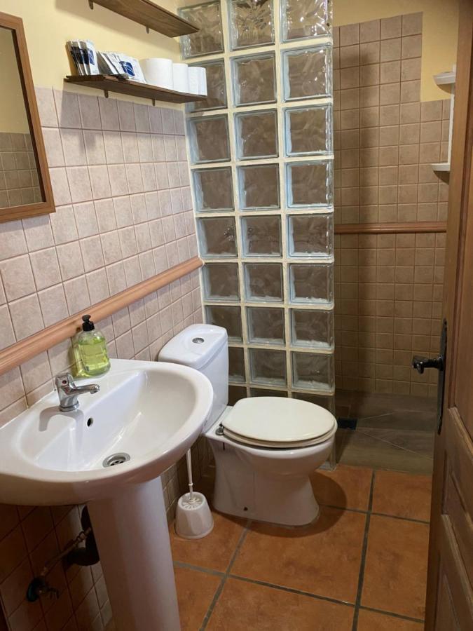 Eco-Lodge En La Reserva Privada Campanarios De Azaba - Proyecto De Conservacion Espeja Eksteriør bilde