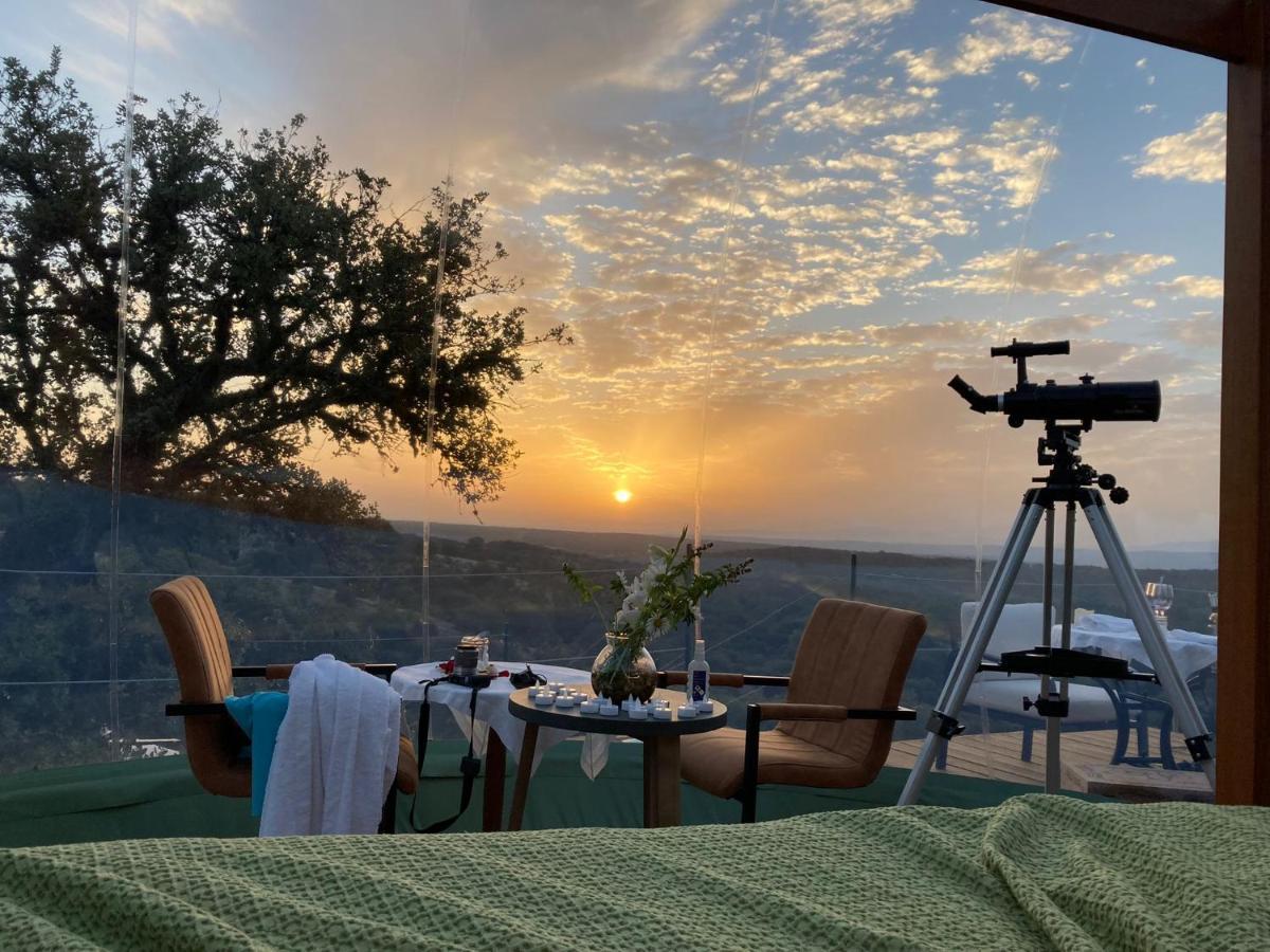 Eco-Lodge En La Reserva Privada Campanarios De Azaba - Proyecto De Conservacion Espeja Eksteriør bilde