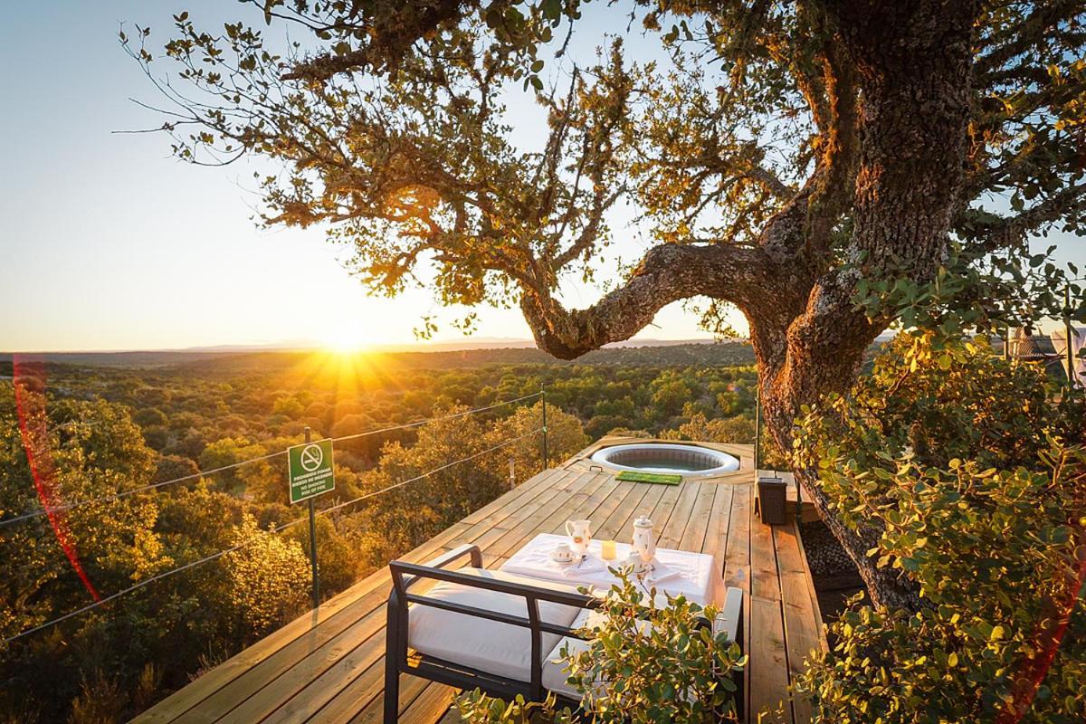 Eco-Lodge En La Reserva Privada Campanarios De Azaba - Proyecto De Conservacion Espeja Eksteriør bilde